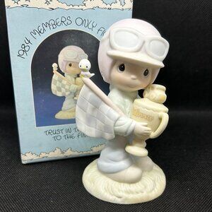 Precious Moments 1984 Members Only "Trust in the Lord to the finish" figurine